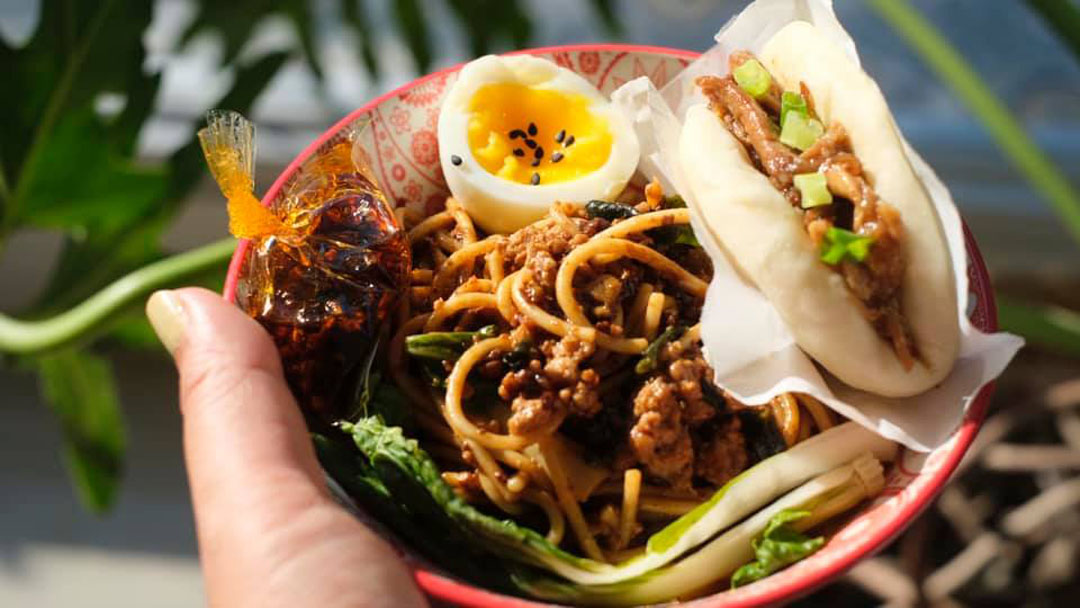 Lazy Susan’s Single Noodle with Bao